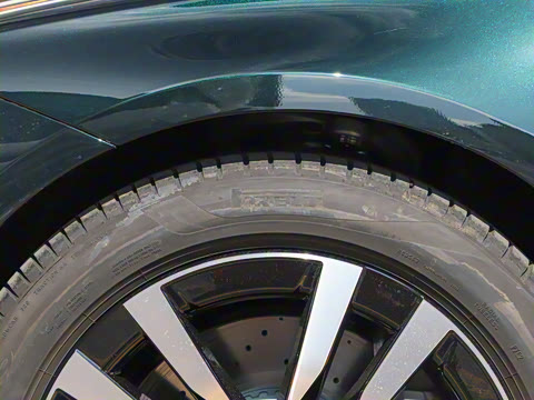 2021�� �Ŀ� S 400 L ������