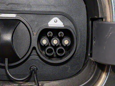 2025�� EV 670KM�����״�������