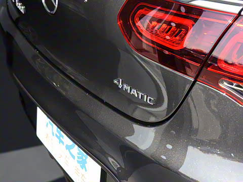 2022�� �Ŀ� GLC 300 4MATIC ����SUV