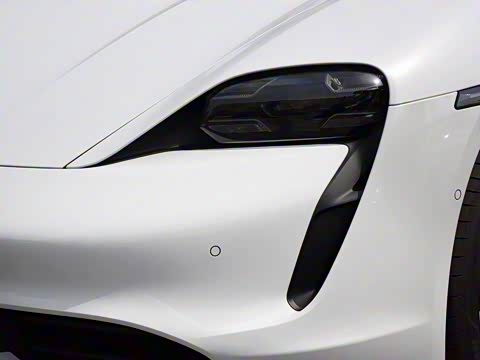 2019�� Taycan Turbo