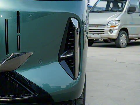 2025�� 210 ������