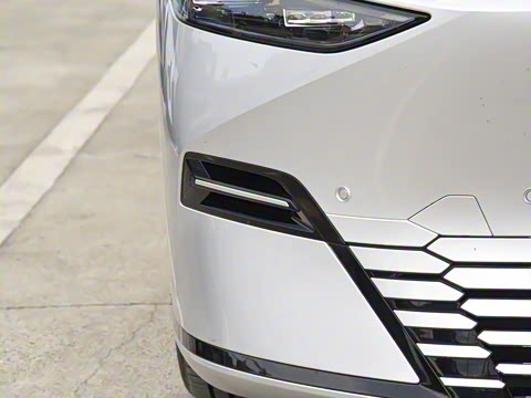 2025�� 702���������� Max