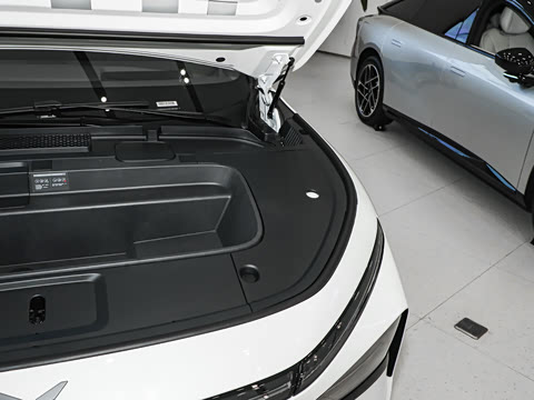 2025�� 702 �������� Max