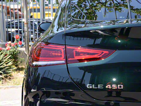 2022�� �Ŀ� GLE 450 4MATIC ����SUV ʱ����