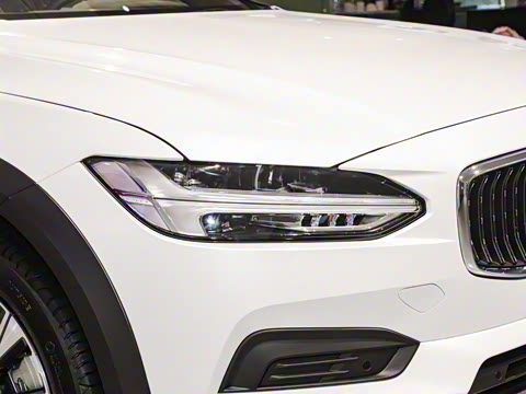 2025�� Cross Country B5 AWD ��Զ��