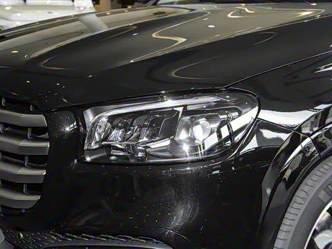 2025�� GLS 450 4MATIC ������