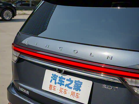 2022�� 3.0T V6 ����������