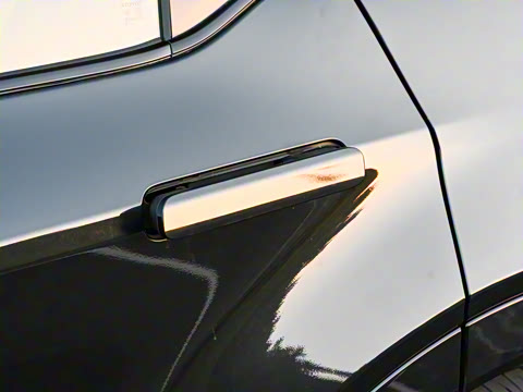 2025�� 550 PRO���а�