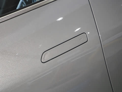 2025�� 530 Light