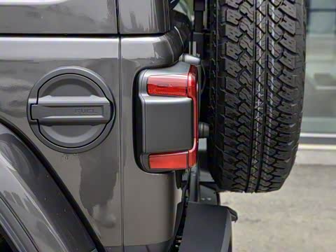 2019�� 2.0T Sahara ���ŵ綯����� ��VI