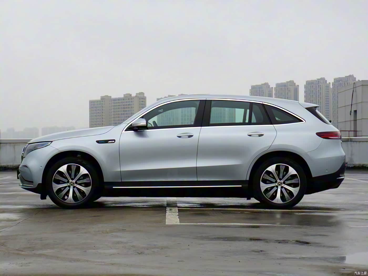 2020款 eqc 400 4matic 创世代 1886限量版