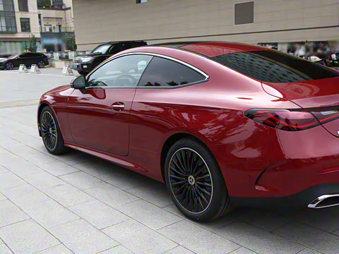 2025�� CLE 300 4MATIC �����ͽ��ܳ�