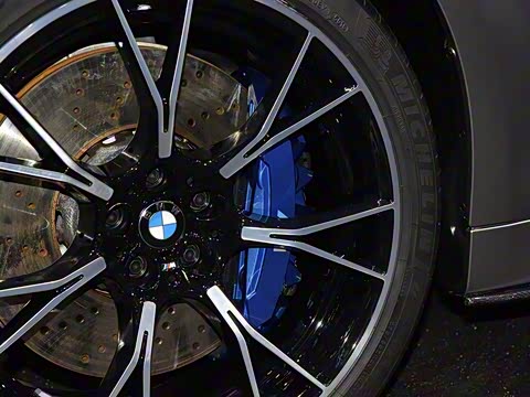 2019�� M5 ������