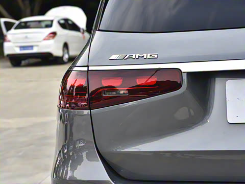 2024�� AMG GLS 63 4MATIC+