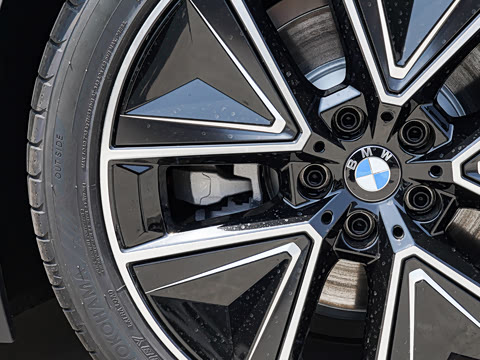 2025�� eDrive 40 L 50����������