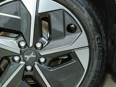 2025�� 620 �������� Plus