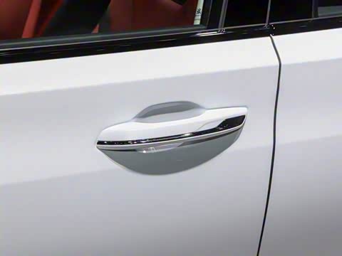 2025�� 2.0T ������