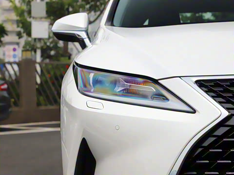 2020�� �Ŀ� 300 ������Ӣ��