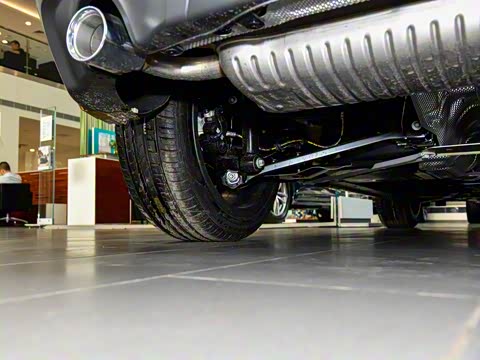 2018�� sDrive25i ������MԽҰ��װ ��V