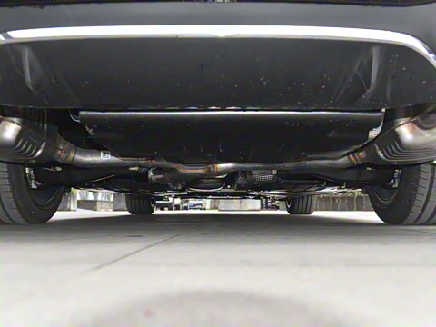 2022�� E 350 e L ���ʽ��϶����˶��γ�