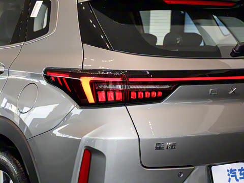 2023�� 1.5T CVT�����а�