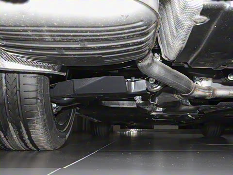 2025�� �Ŀ� E 300 L ������