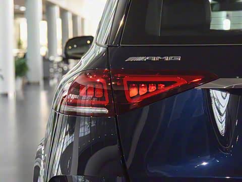 2020�� AMG GLE 53 4MATIC+