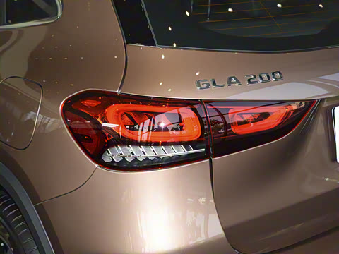 2022�� �Ŀ� GLA 200