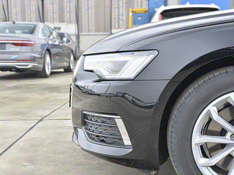 2021�� 40 TFSI ����������