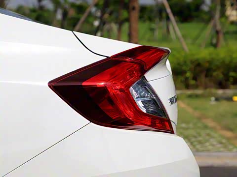 2019�� 180TURBO CVT���ð� ��VI