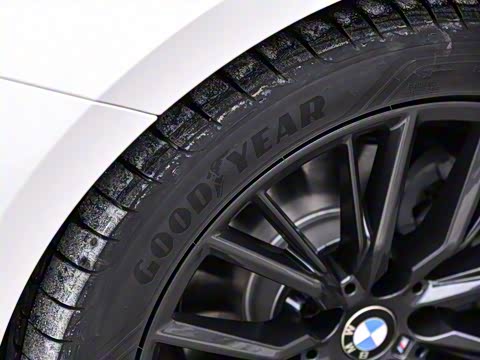 2020�� 325Li M�˶���ҹ��װ