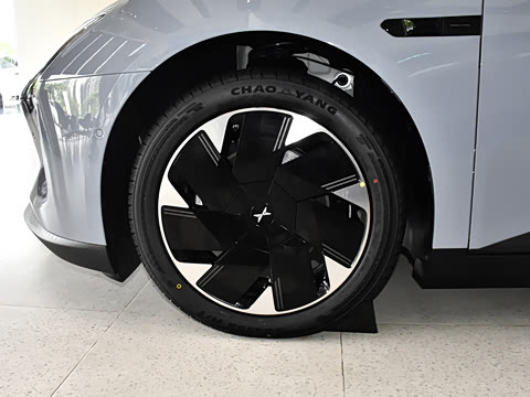 2025�� 600 �������� Max