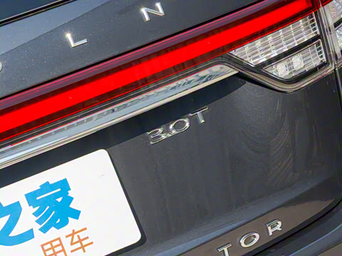 2022�� 3.0T V6 ����������