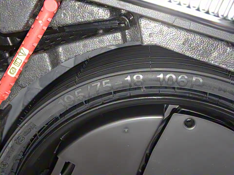 2022�� 40 TFSI RS�׼�ȼ����