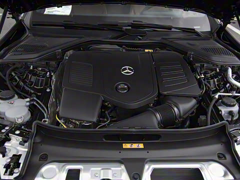 2025�� �Ŀ� E 260 �˶���