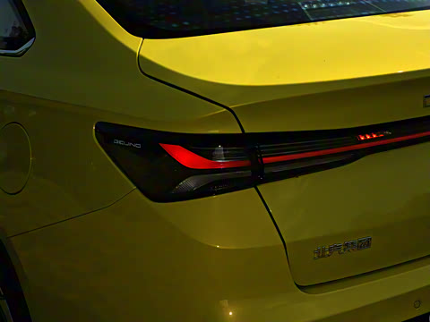 2023�� R600 ������