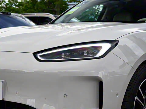 2025�� ����  Ultra ������