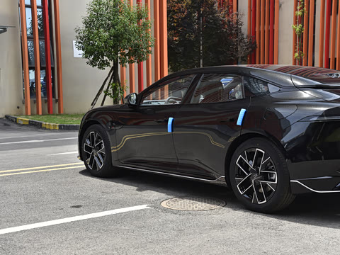 2025�� Pro�����