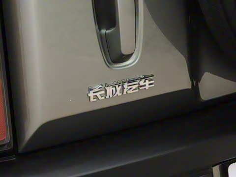 2025�� 2.0T 4WD Ultra