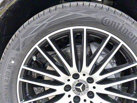 2025�� �Ŀ� GLC 300 L 4MATIC ������ 5��