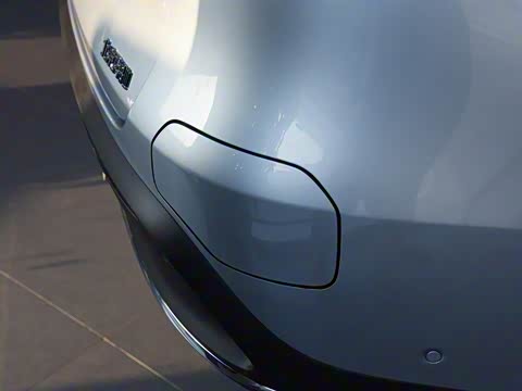 2020�� EQC 400 4MATIC ������ 1886������