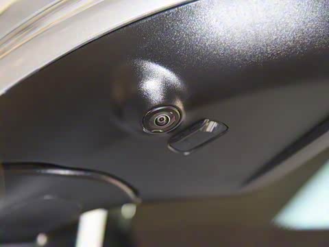 2020�� EQC 400 4MATIC ������ 1886������