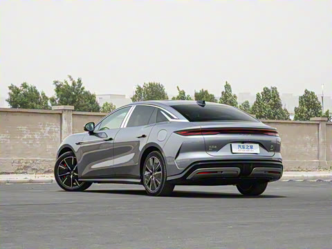 2025�� EV 701KM�����״�������