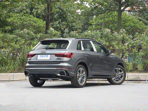 2025�� quattro 45�����ذ� 40TFSI ʱ�ж�����