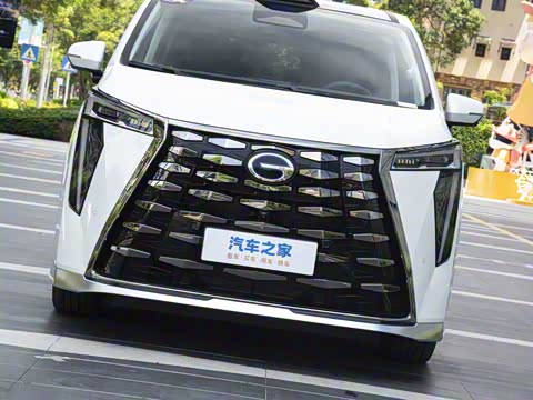 2025�� Ǭ��ϵ�� Ultra ͷ�Ȳ�