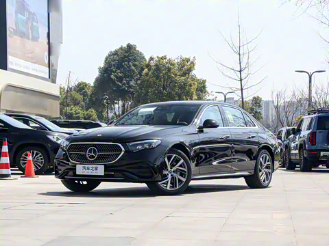 2025�� �Ŀ� E 300 L ʱ���˶���