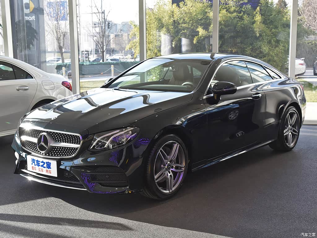 2020款e260轿跑车