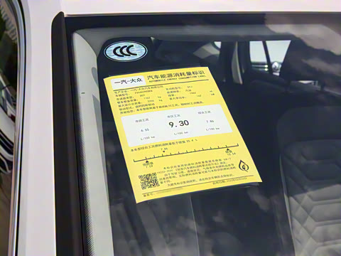 2023�� �Ŀ� 380TSI ����R-Line���ܰ�