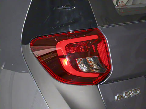 2025�� 251km ϲ���� 25.05kWh