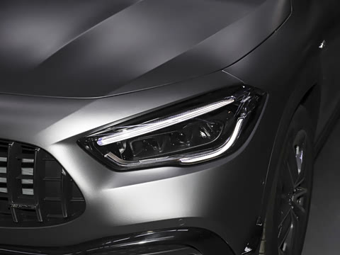 2023�� AMG GLA 35 4MATIC